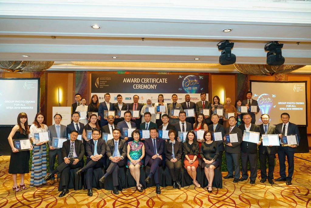 135-SA902792-2019-award-certificate-ceremony